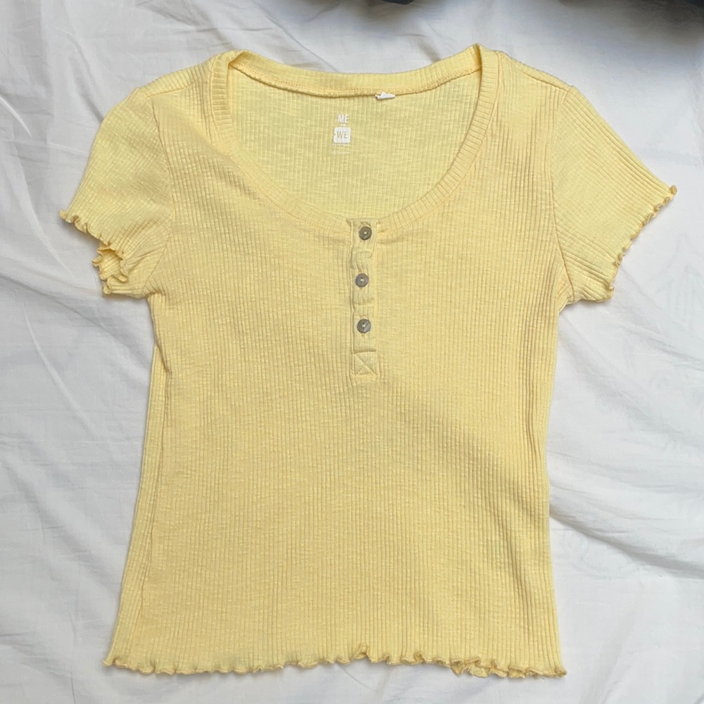 Yellow shirt